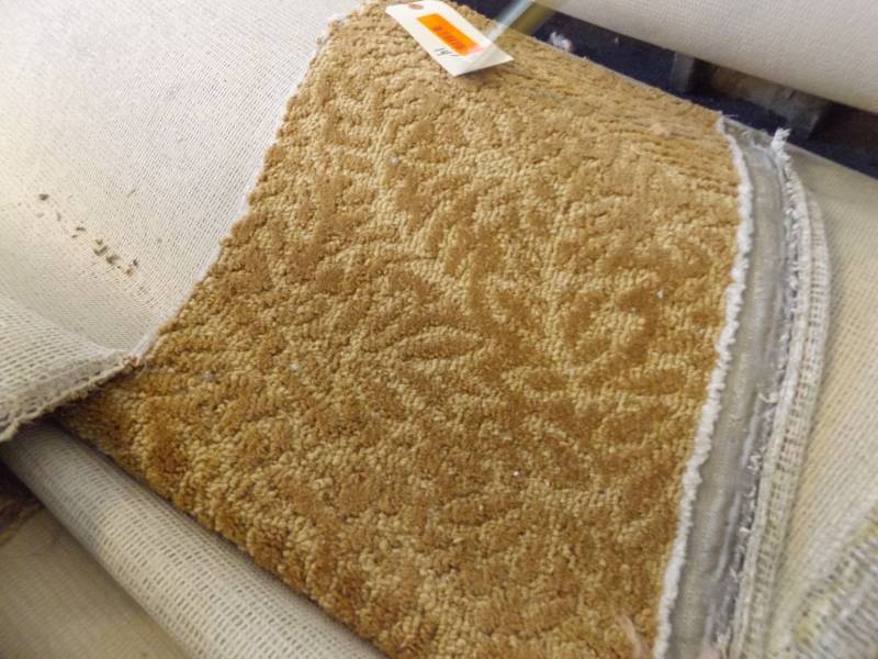lot 93 image: 15 ft. Carpet