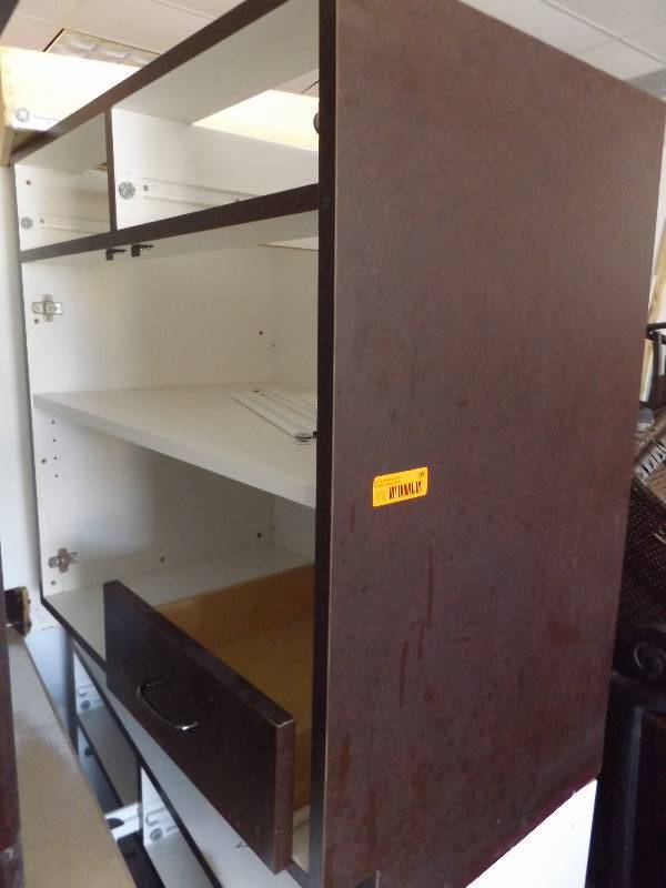 lot 97 image: 3 20 x 32 Cabinets