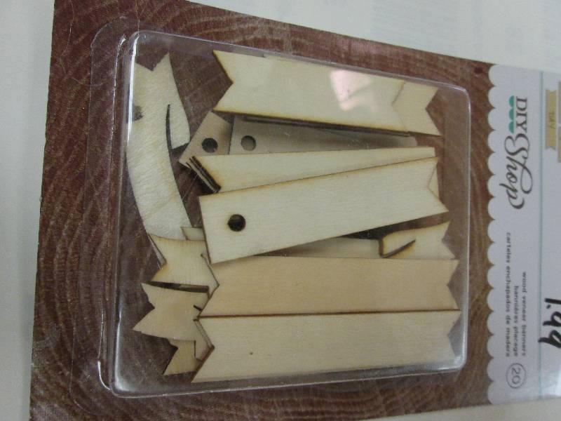Wood Veneer Banners 24 Per Containe...