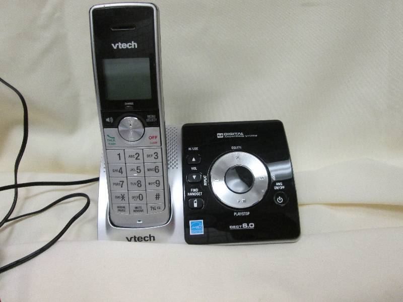 V tech Digital Plug in Telephone...