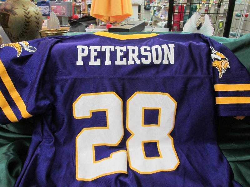XL 16-18 # 28 Adrian Peterson Jerse...