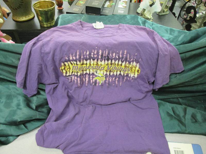 Minnesota Vikings T-Shirt...