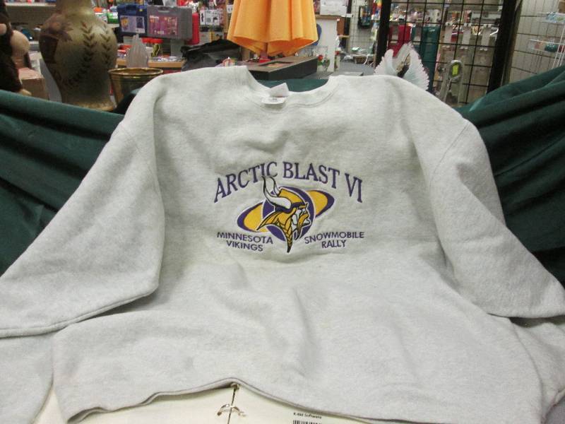 Size XL Minnesota Vikings Sweatshir...