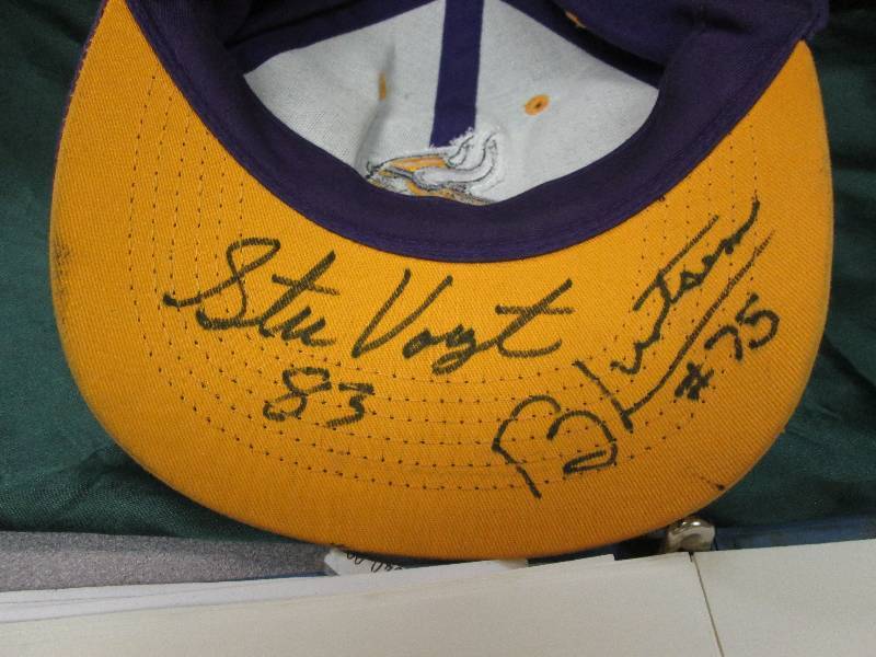 Minnesota Vikings Hat W 2 Signatur...