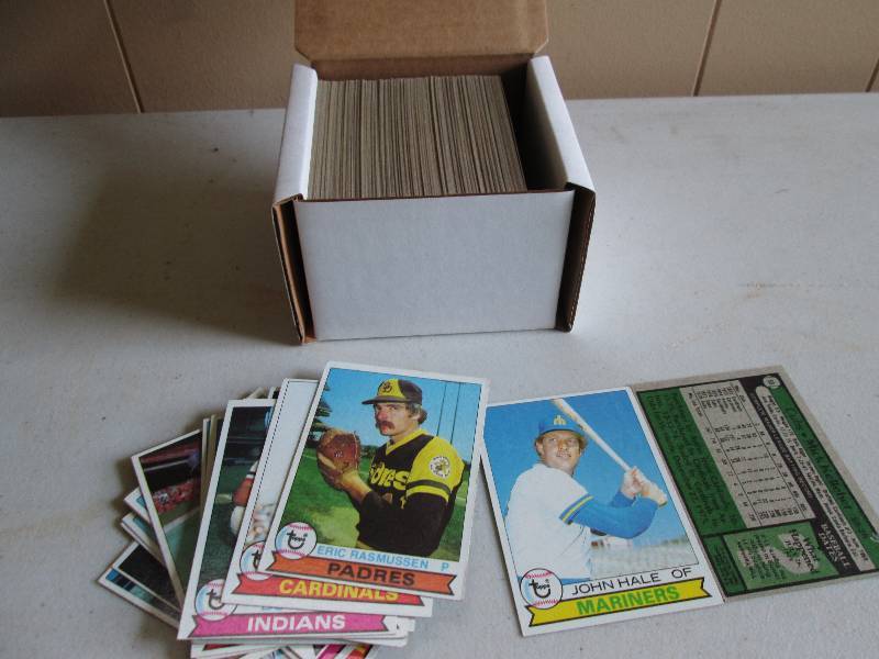 Box of 1979 Topps baseball sports c...