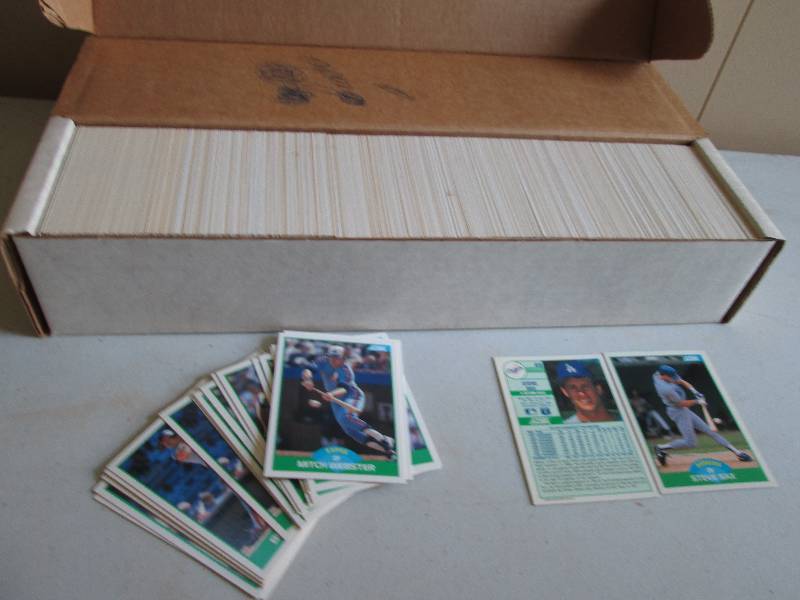 Box of 1989 score Baseball sports c...