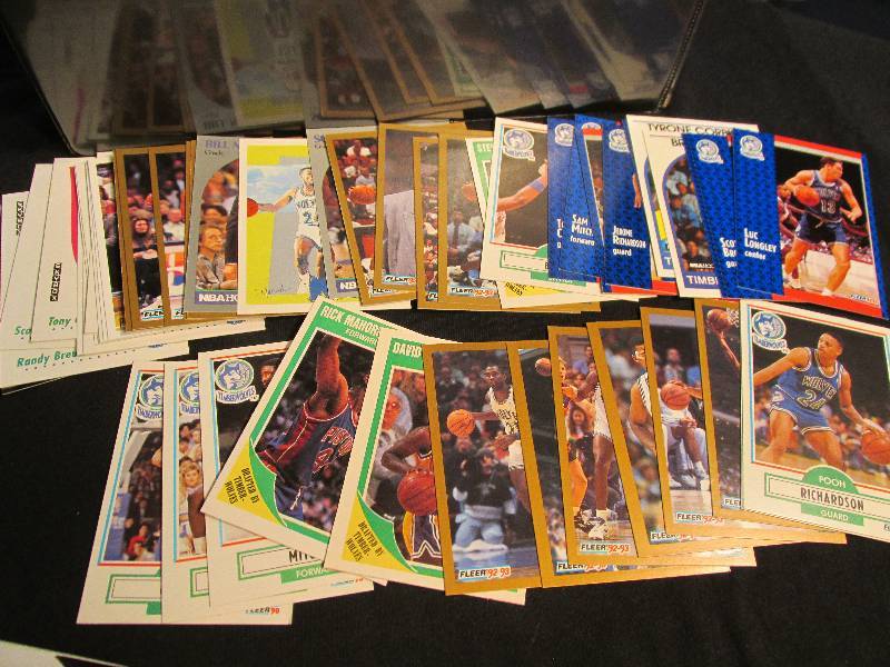 lot of Minnesota Timber wolves spor...