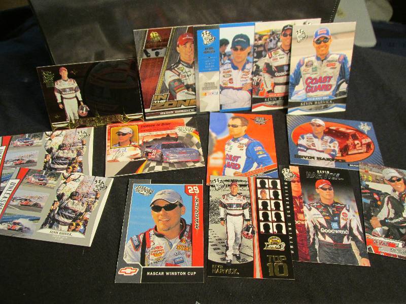 lot of Kevin Harvick sports cards ...