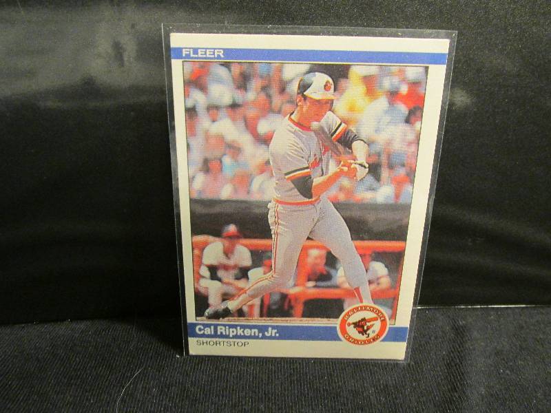 1984 Fleer CalRipen jr. sports card...