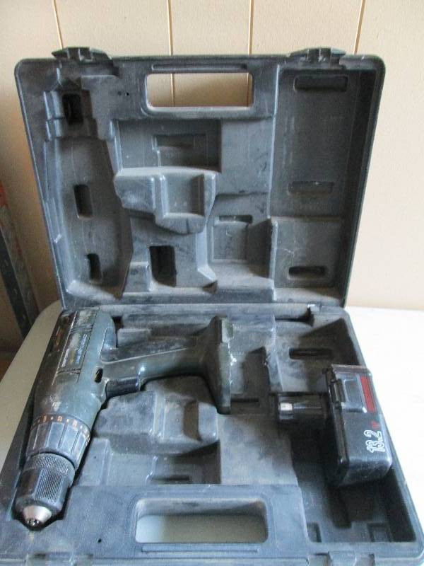 13.2 v Craftsman cordless drill�ha...
