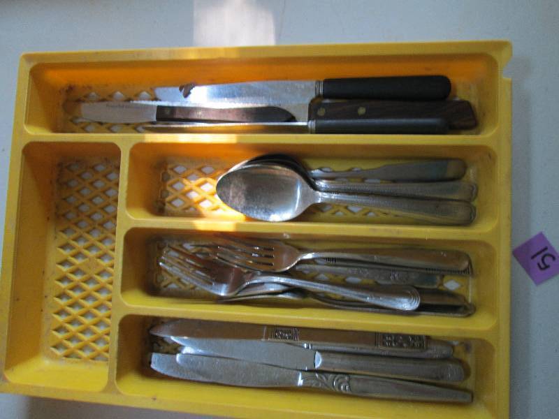 6 forks, 6 butter knife, 6 spoons, ...