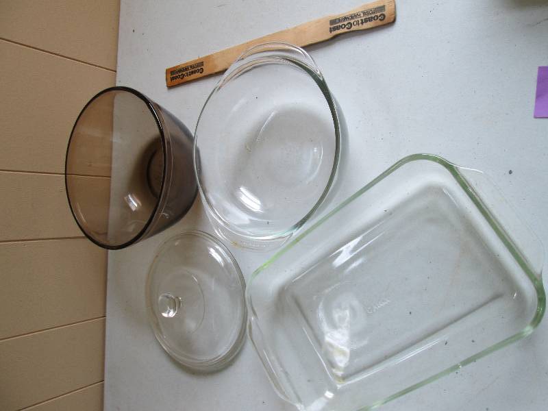 Lot of glassware, oven or microwave...