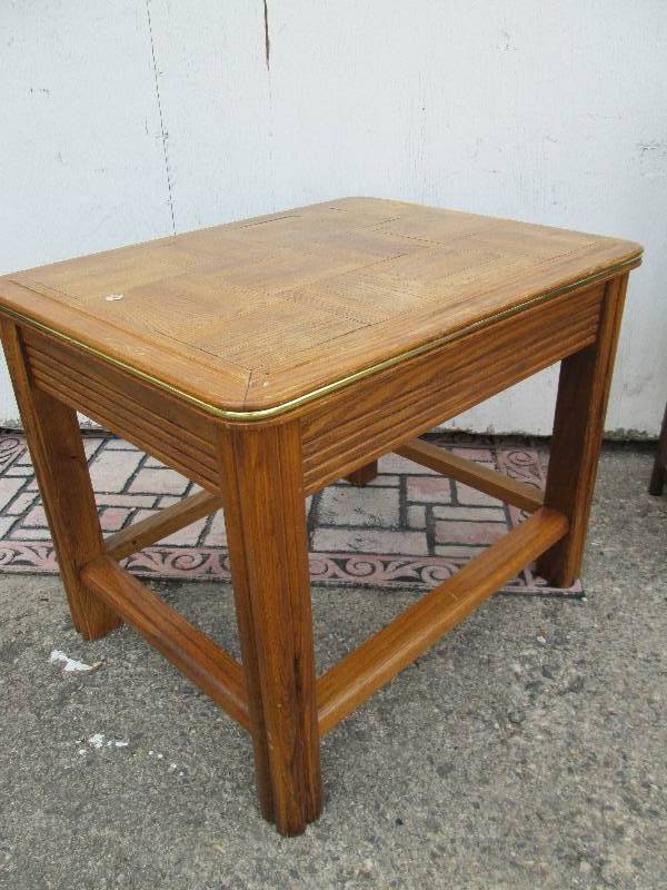 wood table top is 20 x 26 21 ta...