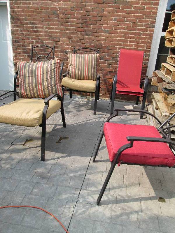 4 stacking reclinable patio chairs ...