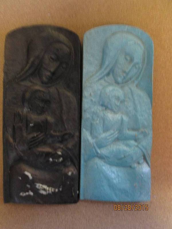 2 wall plaques of Mary Holding Jesu...