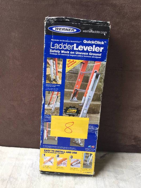 lot 8 image: Ladder Leveler