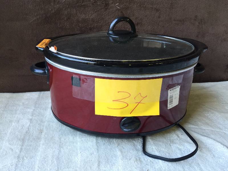 lot 37 image: 7 QT Crock Pot