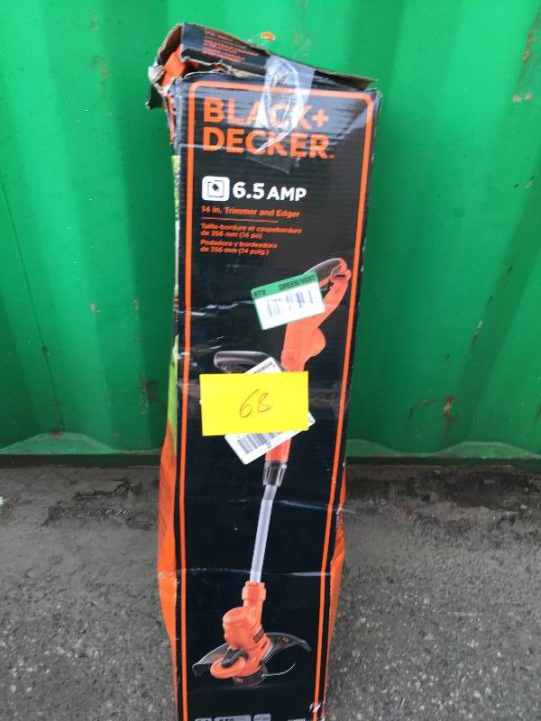 lot 68 image: Black and Decker Trimmer and Edger Tool only