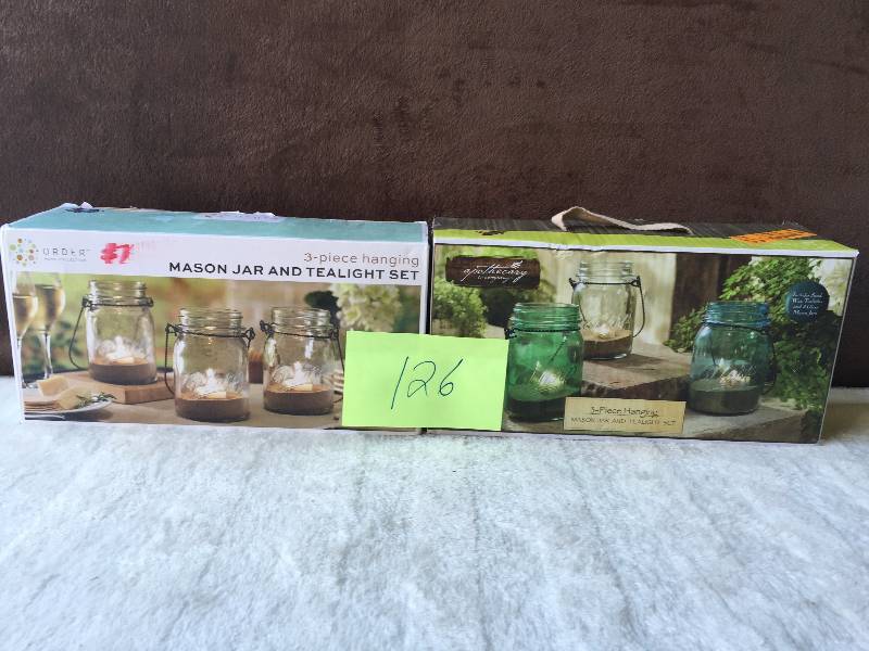 lot 126 image: lot of Tea Light sets