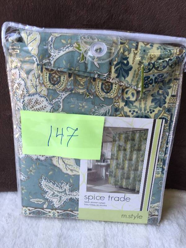 lot 147 image: lots of Studsensor