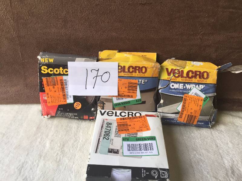 lot 170 image: Lot of Velcro packages