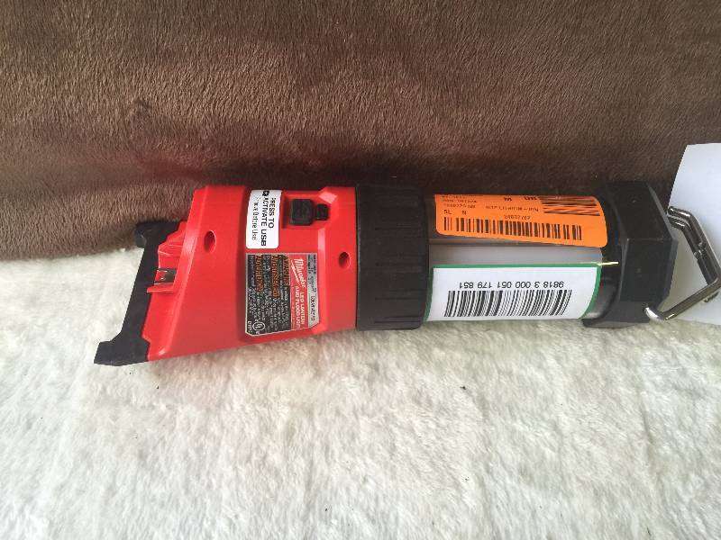 lot 183 image: Milwaukee LED light tool only 12V