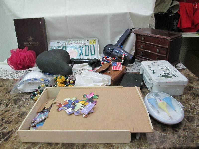 lot 61 image: Jewelry box, puzzle, bike seat, fir...