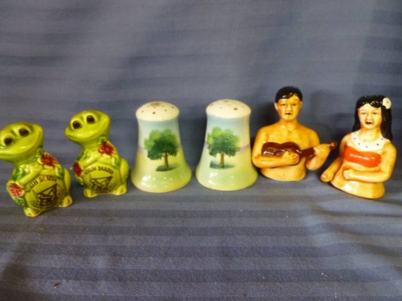 Salt & Pepper Shakers