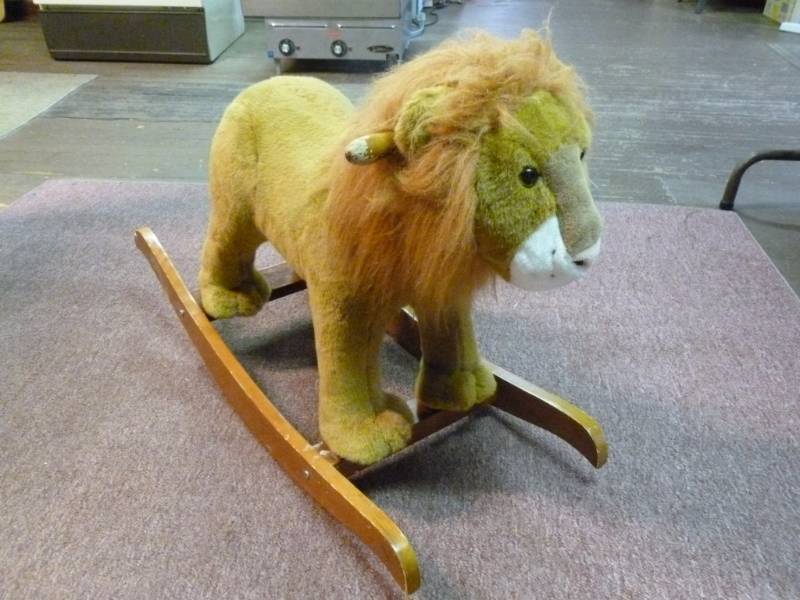 Rocking Lion