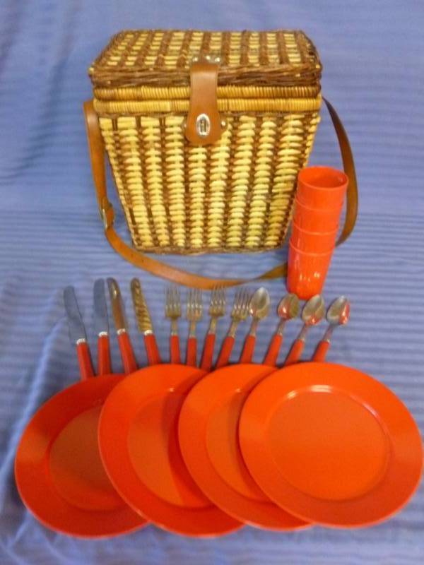 Picnic Basket Set