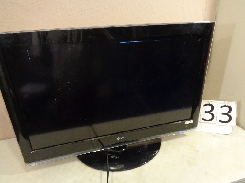 LG Flat Screen Tv