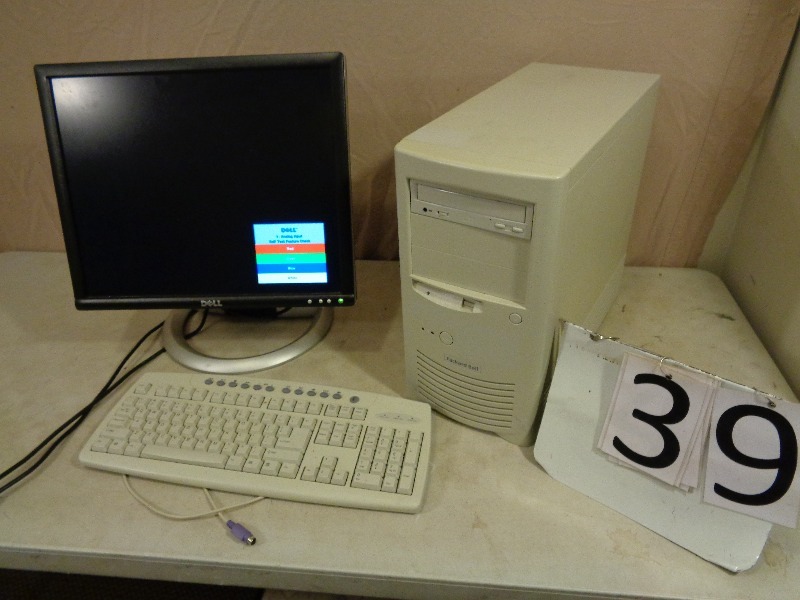 Dell 19 Flat Screen Monitor and Computer