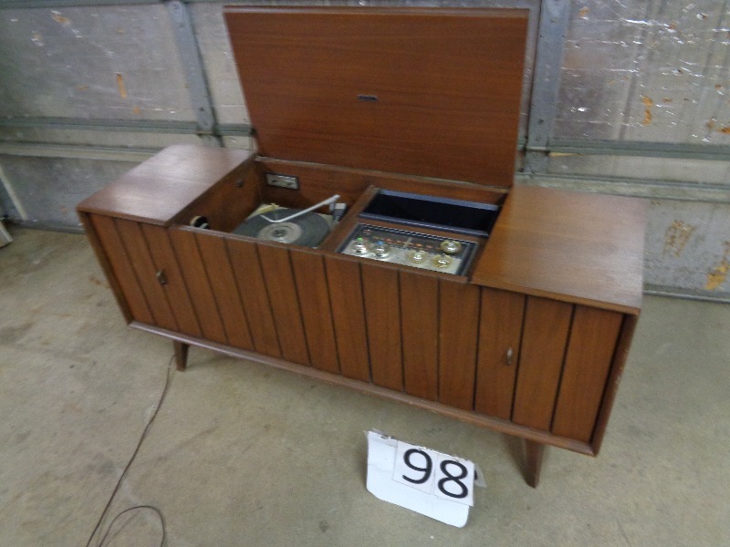 Old Zenith Console Stereo
