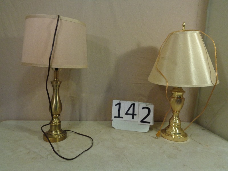 2 Lamps