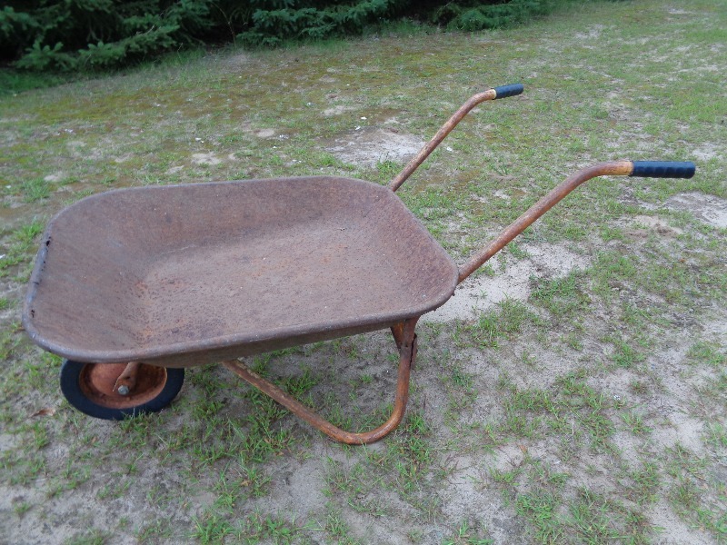 Wheelbarrow