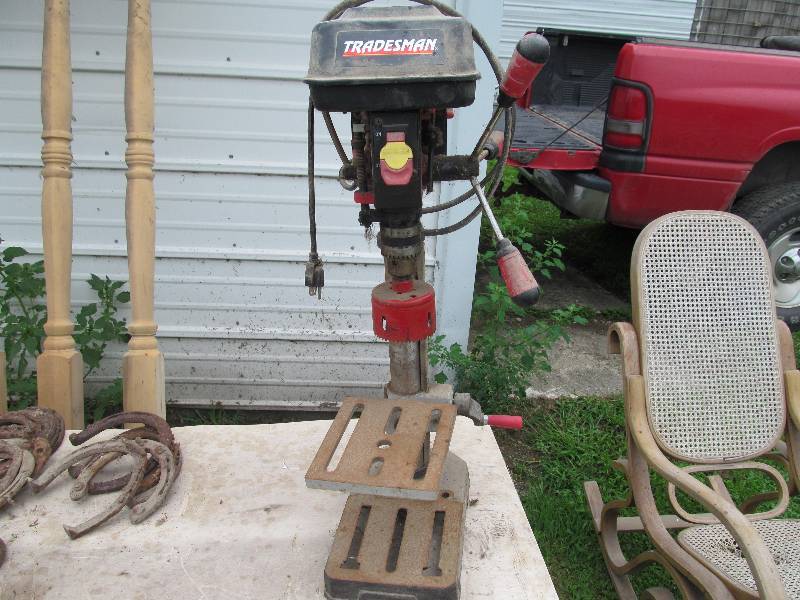 lot 69 image: Tradesman Drill press