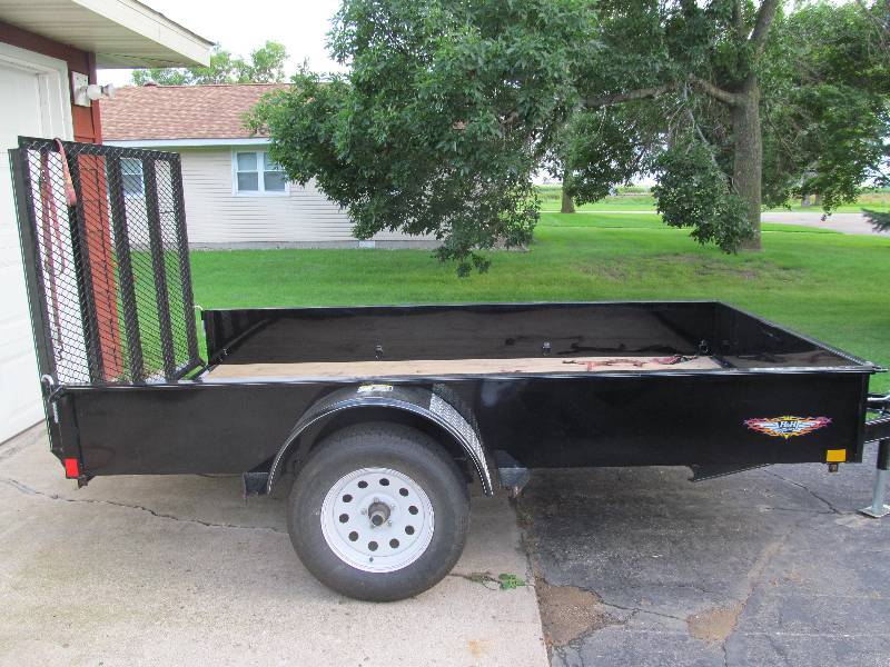 lot 8 image: 2015 10 Ft.Trailer Brand New