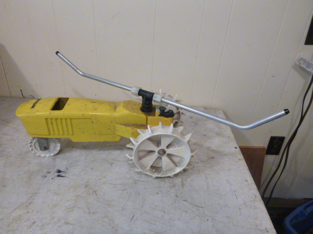 lot 17 image: Lawn Sprinkler