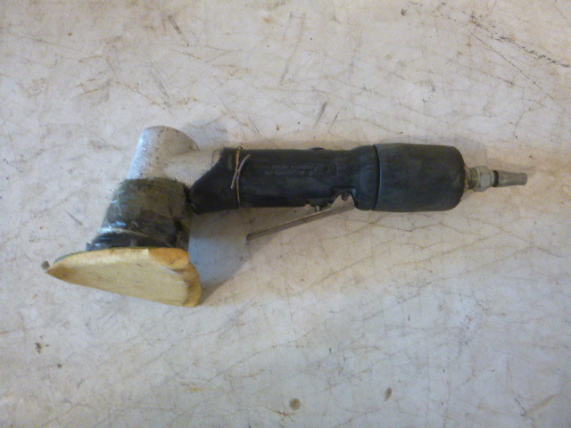 lot 32 image: Dynablade Air Detail Sander