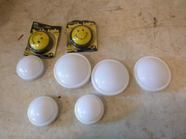 lot 71 image: Miscellaneous Touch Lights