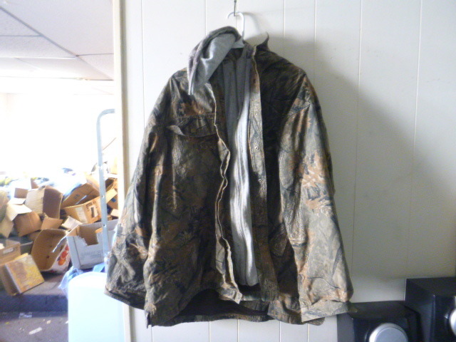 lot 95 image: Puritan Hood Camouflage Jacket