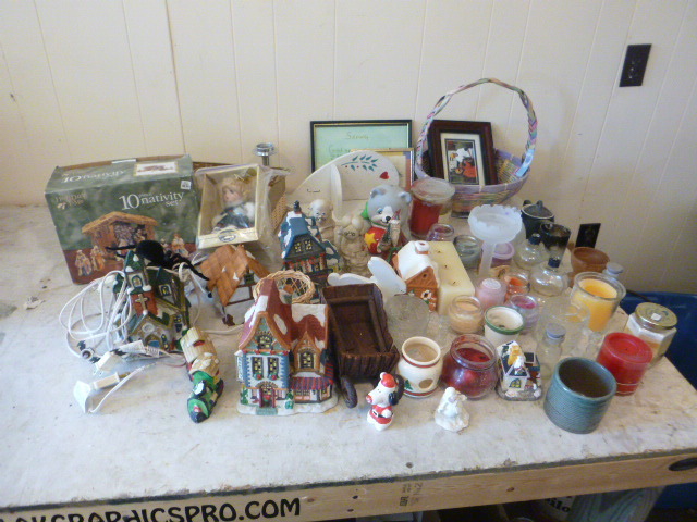 lot 140 image: Miscellaneous Dcor