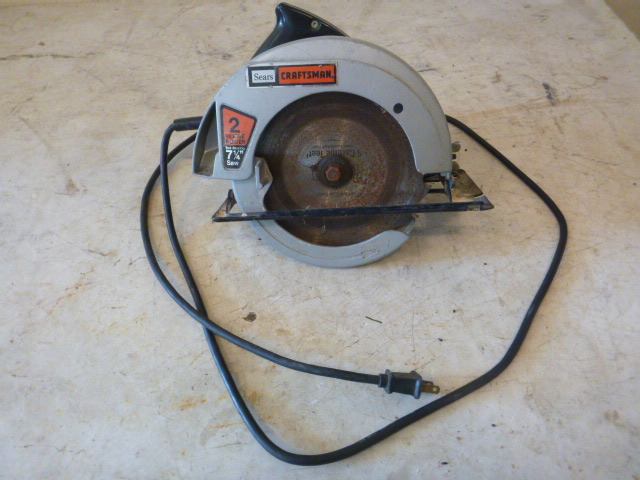 lot 142 image: Craftsman Circular Saw