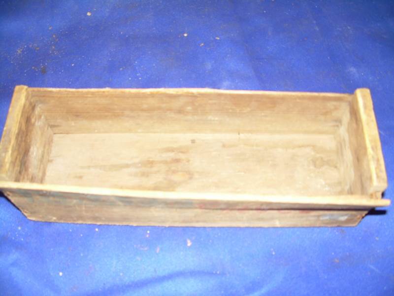vintage wooden velveta box