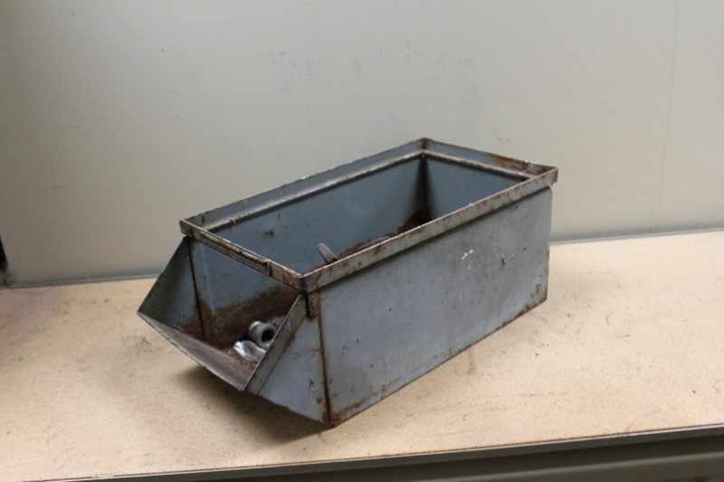 lot 85 image: Assorted Hardware