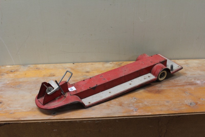 lot 123 image: Tonka Mound, Minn Semi Trailer