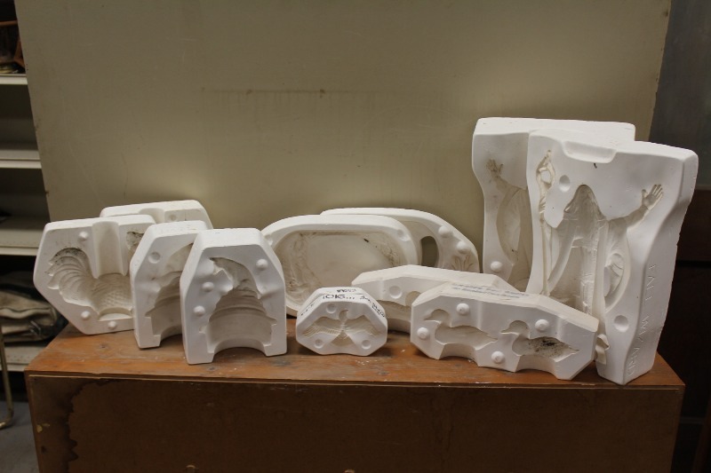 lot 151 image: Lot of Cermaic Molds