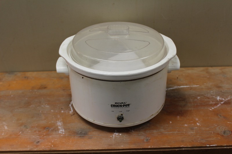 lot 158 image: Crock Pot, Missing Pot