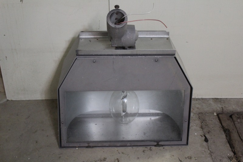 lot 220 image: Commercial Parking Lot Light  Yard Light