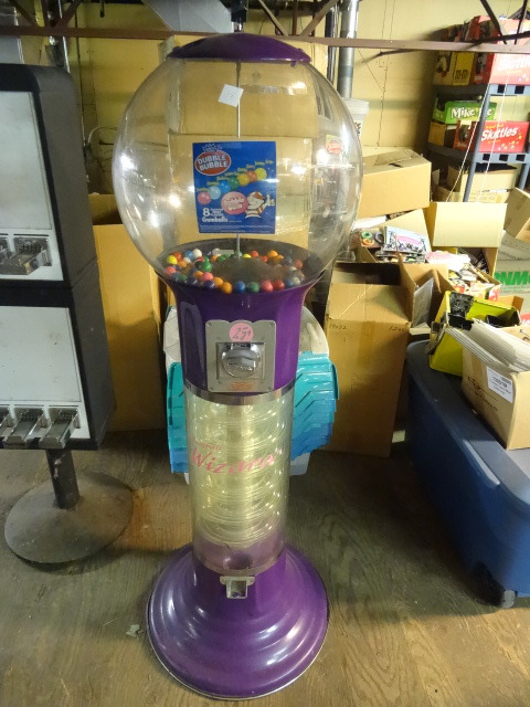 Spiral gumball